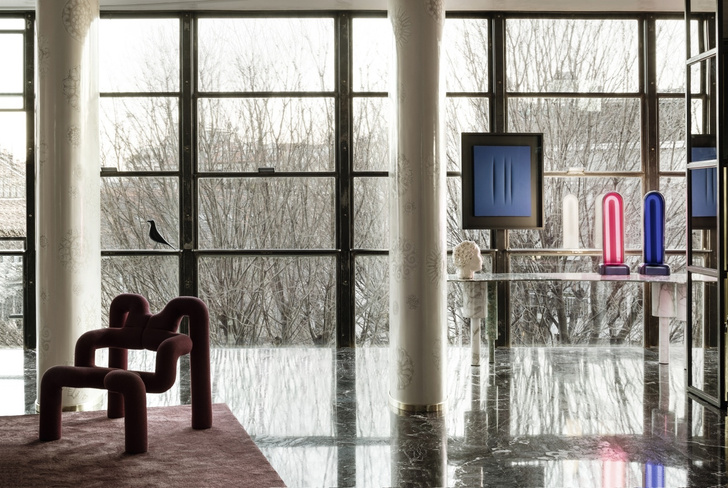 Интерьер с обложки: квартира архитектора   Луки Бомбассеи в Милане (фото 11)
