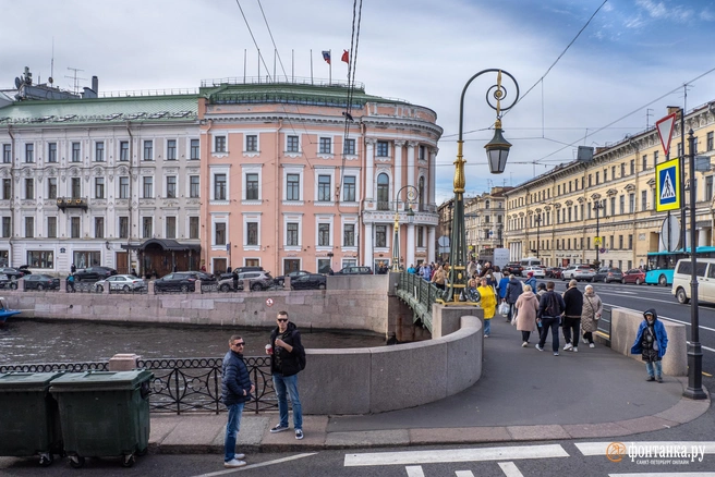 Питер прекрасен в любое время года | Источник: Михаил Огнев / FONTANKA.RU