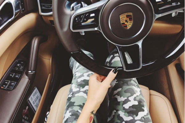 Porsche Алены Водонаевой | Источник: «Инстаграм» (запрещенная в России экстремистская организация)