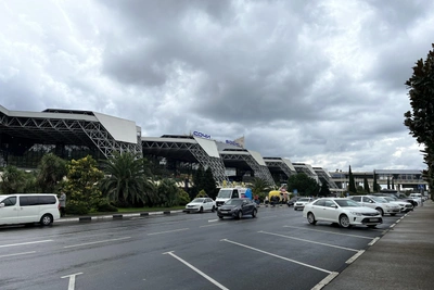 Самолеты вернулись в Сочи после непогоды