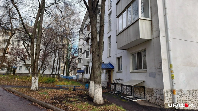 А в этом доме на проспекте Октября была зарегистрирована еще одна фирма Волкова и Нафикова | Источник: Булат Салихов / UFA1.RU