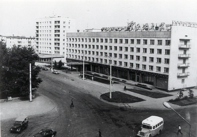 Гостиница «Волга» на Гагарина | Источник: фотофонды Центрального госархива области и Самарского областного госархива социально-политической истории