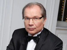 «С Днем рождения, Маэстро!»: пианист Юрий Розум отметит три Юбилея в Зарядье