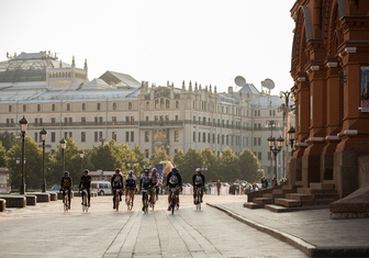 В Москве стартовала самая протяженная шоссейная велогонка в мире