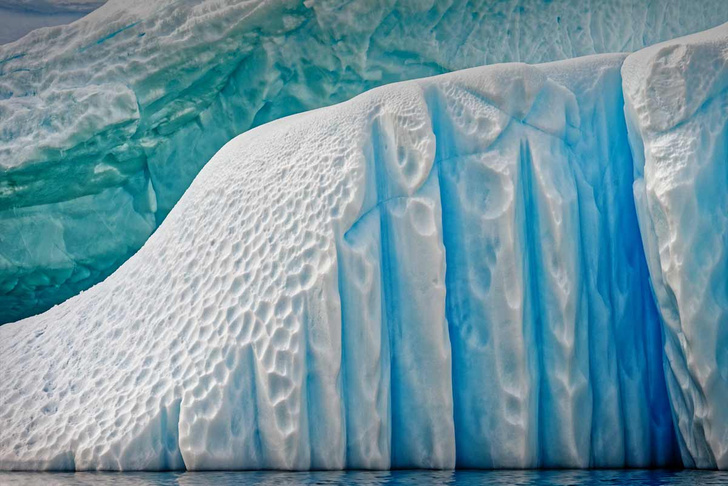 Фрагмент антарктического ледника отправился в свободное плавание