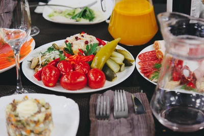 Врачи предупреждают об опасности новогодних застолий для сердца