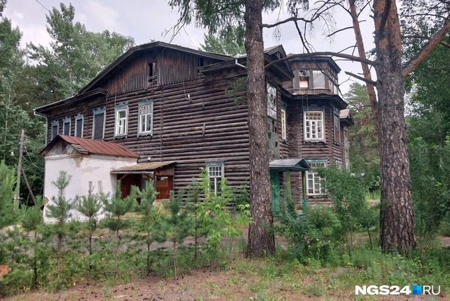 А вот и третий объект культурного наследия | Источник: NGS24.RU