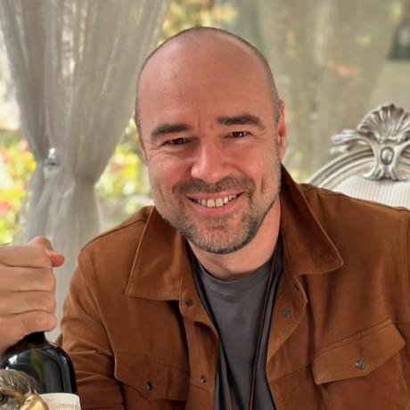 «Слушай, твоя жена ко мне клеится, сделай с этим что-то»: как Роман Товстик узнал о неверности Елены