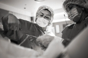 Свекровь перерезала пуповину | Источник: Симона Черноморская / ВКонтакте