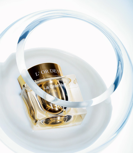 Крем для лица L’Or de Vie, Dior. Помогает коже восстановить жизненные запасы, защищает и разглаживает.