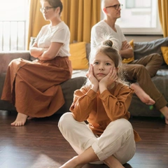 Что есть, сколько смотреть телевизор: 5 самых распространенных разногласий в воспитании детей