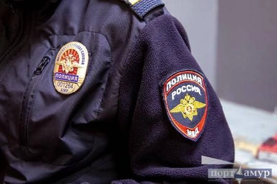 Школьник в Приморье толкнул одноклассника под автомобиль