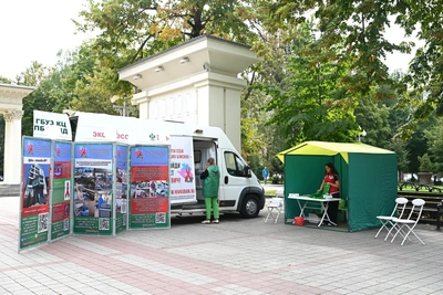 Экспресс-тесты на ВИЧ в двух скверах Краснодара