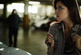 «Бывший угрожает убить, а однажды избил до полусмерти. Что мне делать?»