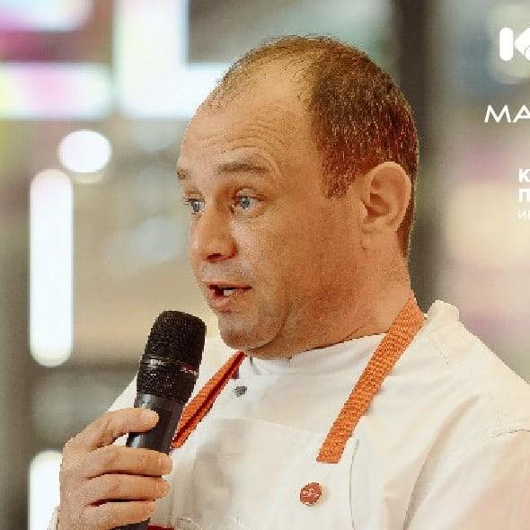 <p>Дмитрий Кирилин</p>