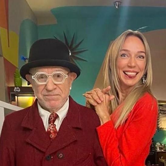 О состоянии жены миллиардера Дормидошина, подхватившей на Бали лихорадку денге, рассказал ее любовник