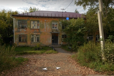 Дом на Ишимской, 2 в Омске признан аварийным и будет снесен