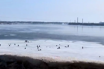 Нижегородцев осудили за выход на опасный лед