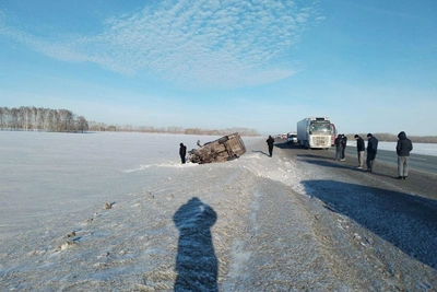 Водитель ВАЗа погиб в ДТП с грузовиком Volvo