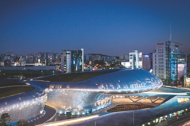 Dongdaemun Design Plaza, Сеул | Источник: Архивы пресс-служб