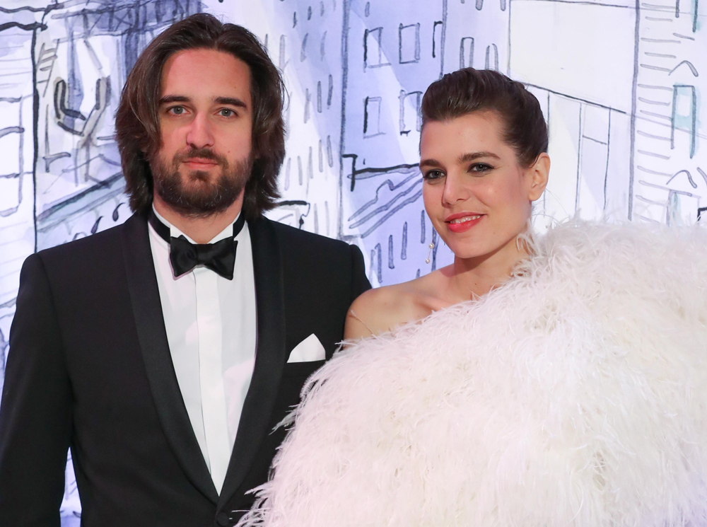 Шарлотта Казираги и ее жених Дмитрий Рассам на "Балу Роз", 24 марта 2018 года | marieclaire.ru