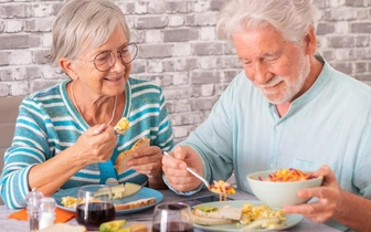 Диета после 60 лет: как питаться в пожилом возрасте, чтобы сохранить физическую и когнитивную активность