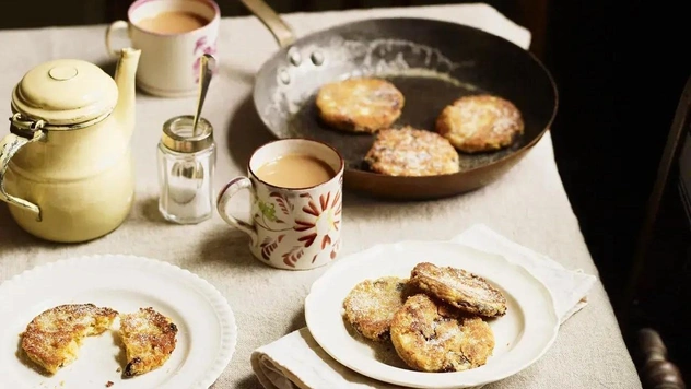 Рецепт дня: валлийские пирожки с яблоками и миндалем