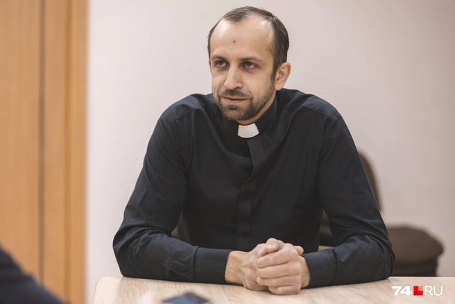 Первые два года Александр работал вместе с прежним пастором. Но потом его наставник вернулся в Германию, откуда его 18 лет назад так же отправили в Челябинск | Источник: Наталья Лапцевич