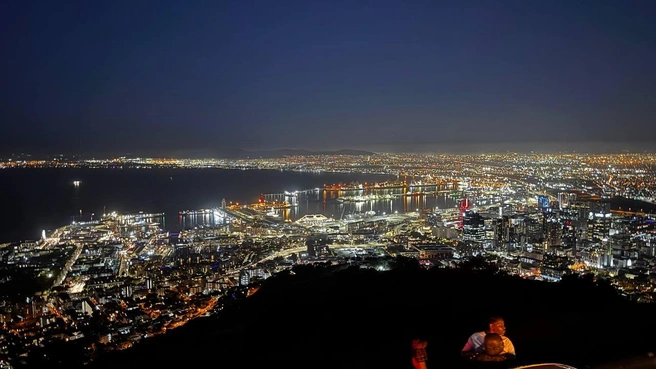 Ночной Кейптаун | Источник: Евгения Дегтянникова
