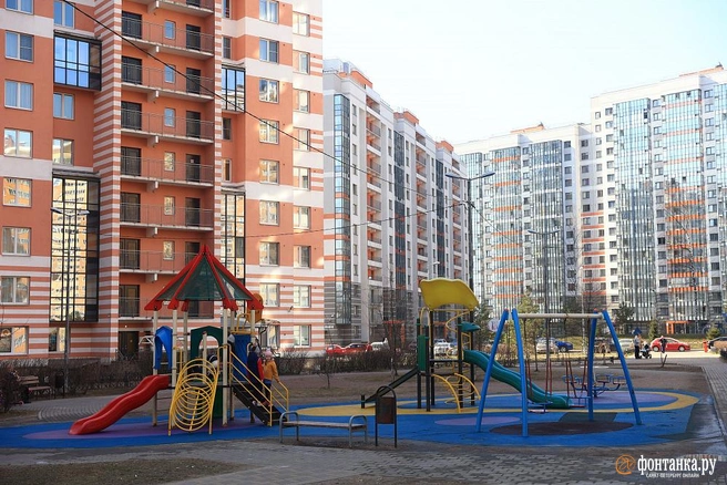 В Госдуме поспорили о распространении семейной ипотеки на вторичный рынок для всех регионов | Источник: Сергей Михайличенко / FONTANKA.RU