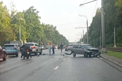 Пробка на проспекте Гагарина из-за массового ДТП