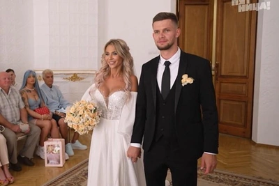 Пара из Нижнего победила в «Четыре свадьбы» с хоккейной темой