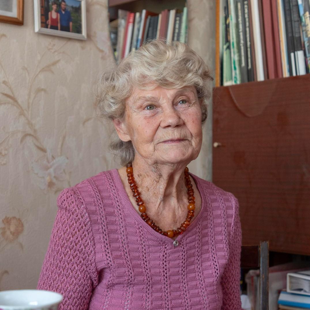 <p>Нелли Онучина</p>