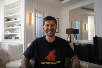 Федор Смолов показал квартиру и удивил фанатов