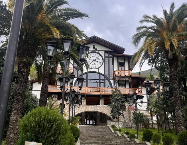 «Гагрипш» — самый старый и до сих пор действующий ресторан в Гагре | Источник: читательница 76.RU Кристина