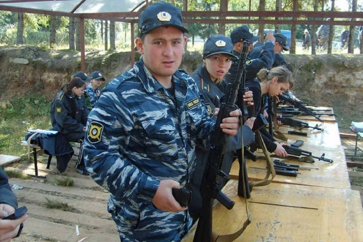 Их растили в строгости: какими стали дети Владимира Турчинского, который ушел из жизни 16 лет назад | Источник: соцсети