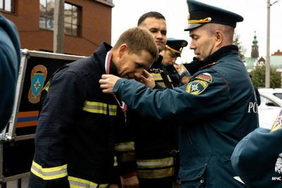 В Йошкар-Оле прошли соревнования пожарных «Вертикальный вызов»
