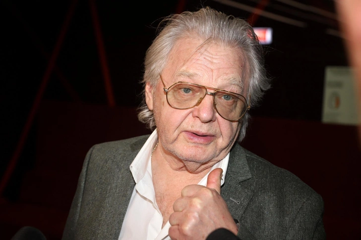Юрий Антонов