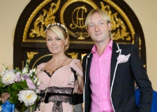 Евгений Плющенко и Яна Рудковская стали героями аниме