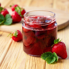 Совет дня: как сварить варенье из клубники, чтобы ягоды остались целыми