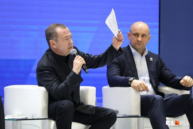В конце вечера на форуме появился Дмитрий Медведев | Источник: Владислав Лоншаков / E1.RU