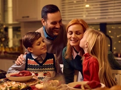 Классика Нового года, от которой страдает здоровье: названы самые вредные блюда