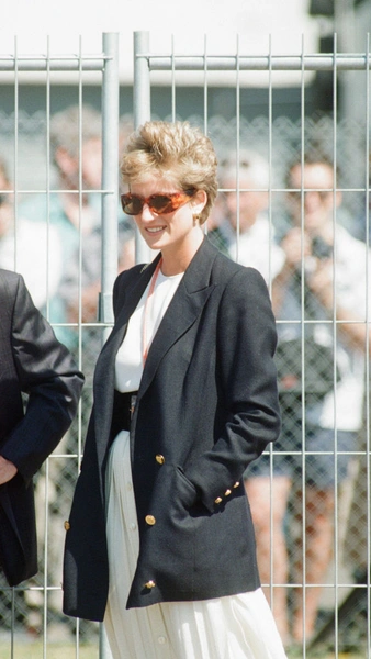 Принцесса Диана на автогонках Гран-при Великобритании, Нортгемптоншир, июль 1994