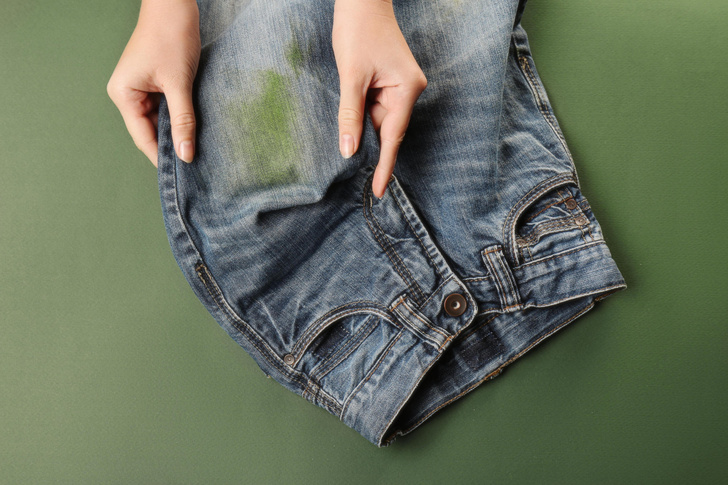 Совет дня: как отстирать с одежды траву и одуванчики