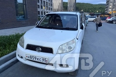 Ищут очевидцев ДТП с Daihatsu Be-go в Южно-Сахалинске