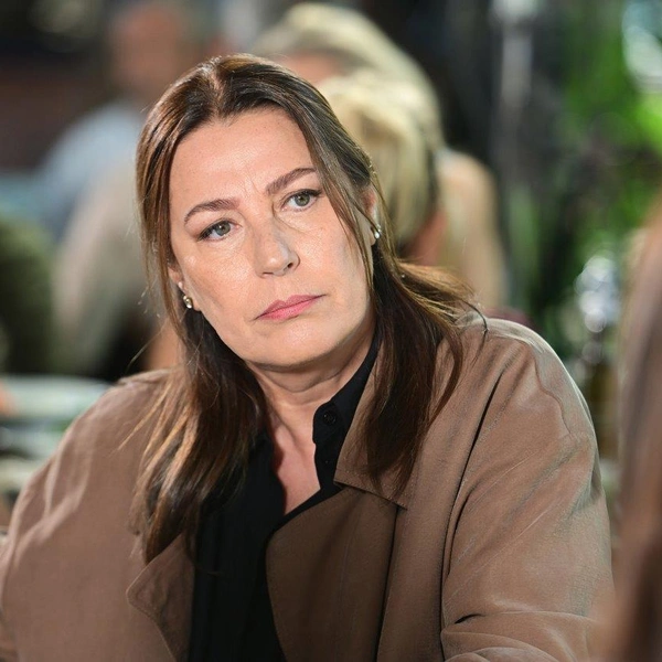 Вахиде Перчин | Источник: Кадр из сериала «Обман»