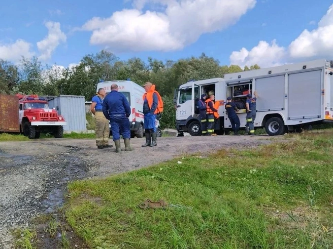 Спасатели, приехавшие на вызов | Источник: Агентство ГПС и ГЗ Архангельской области
