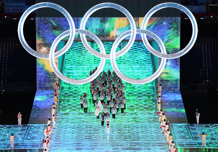 Фото №4 - Гордые русские, стильные канадцы, громкий Губерниев: в Пекине дали старт зимней Олимпиаде