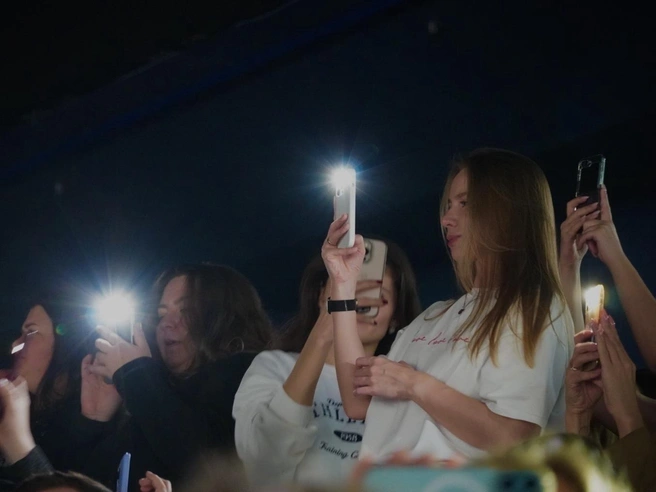 Многие снимали концерт на телефоны | Источник: Полина Зайцева / 76.RU