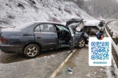 Subaru не уступил дорогу и спровоцировал ДТП в Южно-Сахалинске